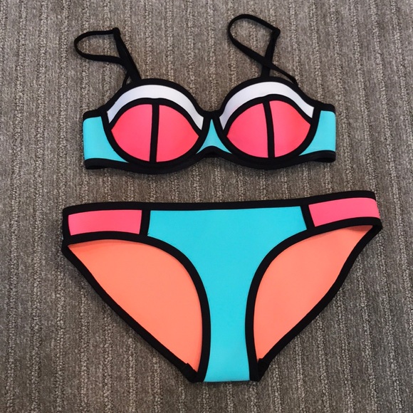 triangl swimwear Other - poppy bubblegum triangl bikini xxs